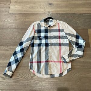 Burberry Classic Men’s Burberry London Nova Check Button Up Size Small